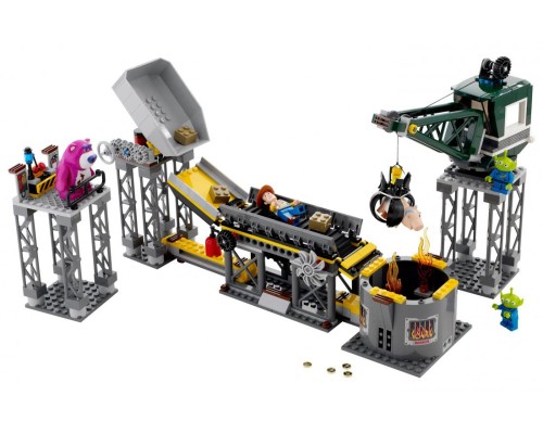 Конструктор LEGO Toy Story Спасение из мусороуплотнителя Арт. 7596, 370 дет.