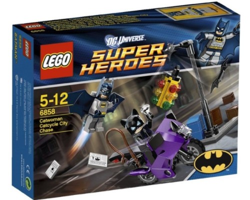 Конструктор LEGO DC Comics Super Heroes Городская погоня за котоциклом Женщины-кошки 6858